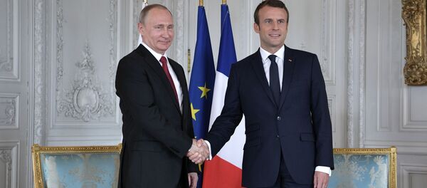 دیدار پوتین و ماکرون در پاریس دیدار پوتین و ماکرون در پاریس - اسپوتنیک افغانستان