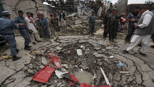 قیف ناشی از انفجار در نزدیکی پارلمان افغانستان - اسپوتنیک افغانستان  