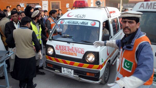 مجروح شدن دست کم 16 نفر در پی انفجار نارنجک در پاکستان - اسپوتنیک افغانستان  