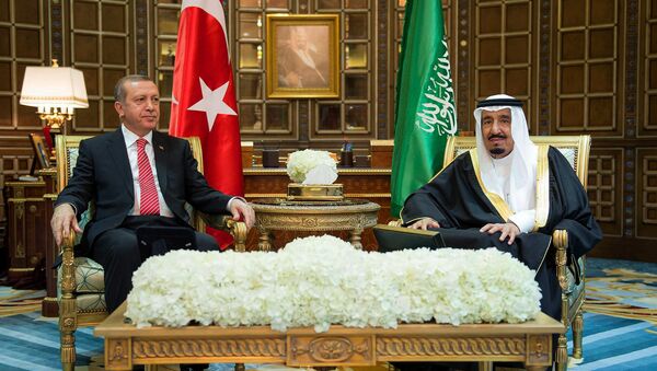 Turkey's President Recep Tayyip Erdogan, left, meets with Saudi King Salman, in Riyadh, Saudi Arabia. - اسپوتنیک افغانستان  