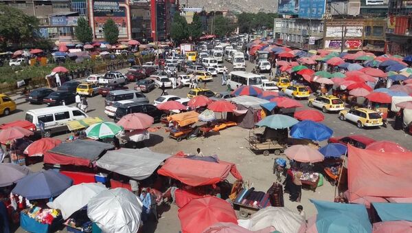 کرونا؛ حضور پررنگ مردم شهر کابل در نخستین روز منع رفت و آمد  - اسپوتنیک افغانستان  
