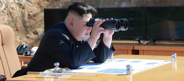 North Korean Leader Kim Jong Un looks on during the test-fire of inter-continental ballistic missile Hwasong-14 in this undated photo released by North Korea's Korean Central News Agency (KCNA) in Pyongyang, July, 4 2017. North Korean Leader Kim Jong Un looks on during the test-fire of inter-continental ballistic missile Hwasong-14 in this undated photo released by North Korea's Korean Central News Agency (KCNA) in Pyongyang, July, 4 2017. - اسپوتنیک افغانستان
