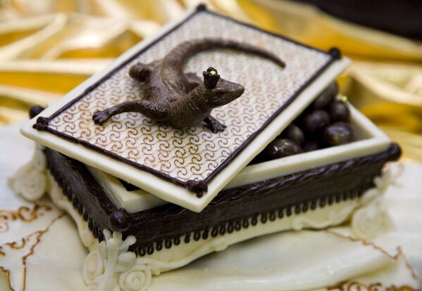 صندوق از شکلاد - اسپوتنیک افغانستان  