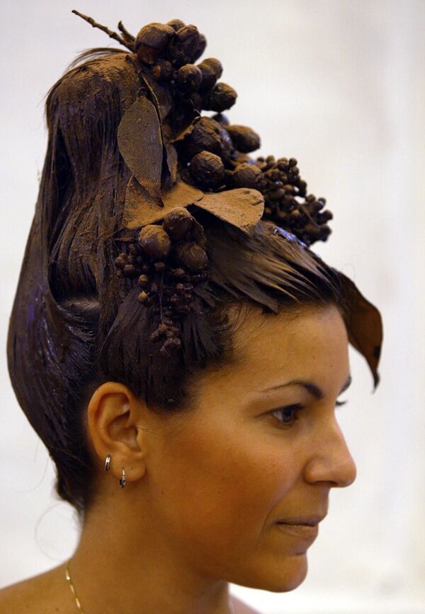 مدل در با شکل مو از شکلاد در  فیستیوال شکلاد در ایتالیا - اسپوتنیک افغانستان  