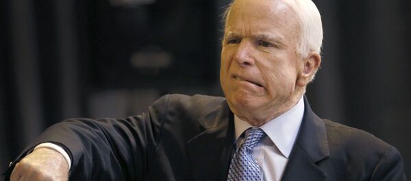 سناتور جان مک کین سناتور جان مک کین - اسپوتنیک افغانستان