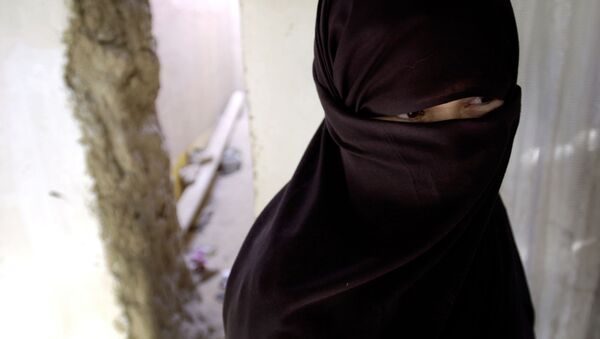 تروریست انتحاری با لباس زنانه کاروان سربازان ناتو در افغانستان را مورد حمله قرار دادند - اسپوتنیک افغانستان  