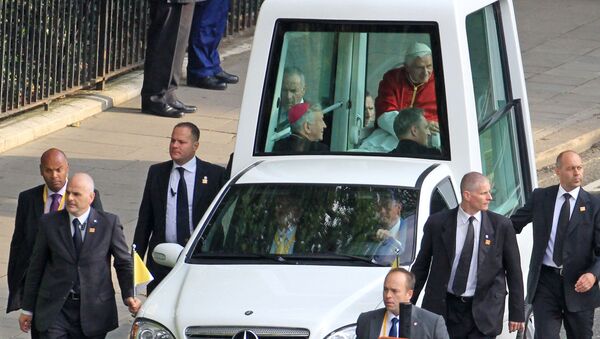 Popemobile یا موتر پاپ شانزدهم، لندن - اسپوتنیک افغانستان  
