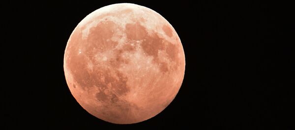 Фаза частичного лунного затмения, наблюдаемая в Грозном Фаза частичного лунного затмения, наблюдаемая в Грозном - اسپوتنیک افغانستان