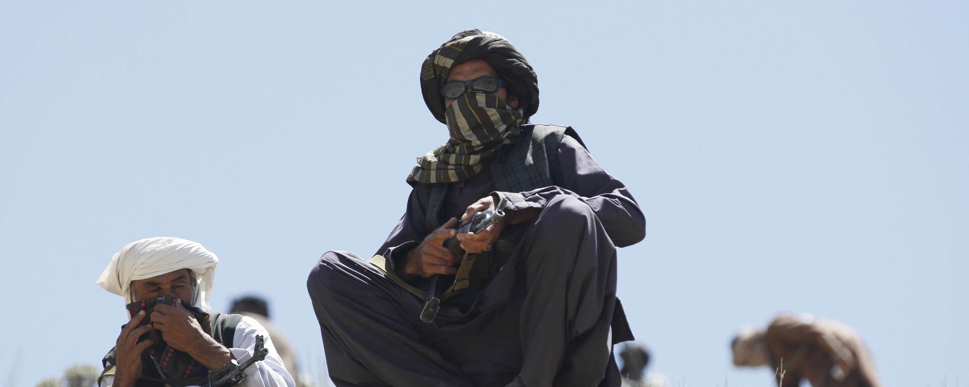 Афганские талибы с оружием - اسپوتنیک افغانستان  , 1920, 27.12.2021