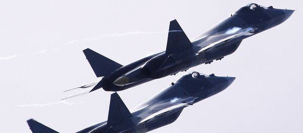 Российские многофункциональные истребители пятого поколения Т-50 на Международном авиационно-космическом салоне МАКС-2017 в Жуковском Российские многофункциональные истребители пятого поколения Т-50 на Международном авиационно-космическом салоне МАКС-2017 в Жуковском - اسپوتنیک افغانستان