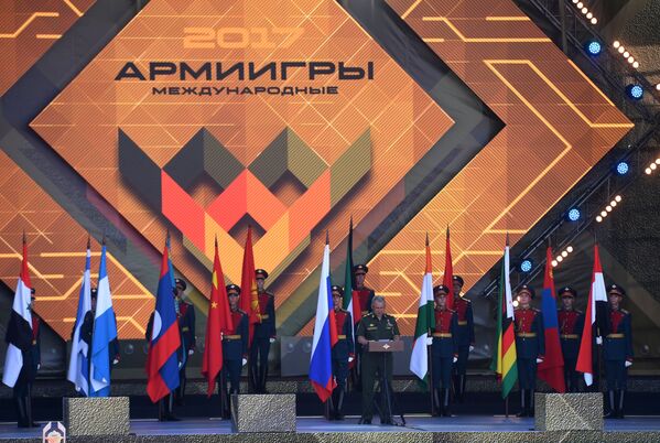 سرگی شایگو وزیر دفاع روسیه در مراسم افتتاحیه این بازی ها - اسپوتنیک افغانستان  