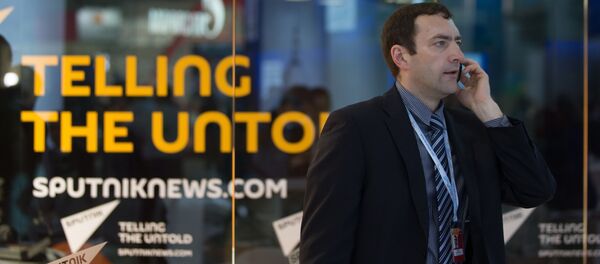 بازداشت و لت و کوب خبرنگار اسپوتنیک بلاروس پس از اعتراضات شبانه - اسپوتنیک افغانستان  