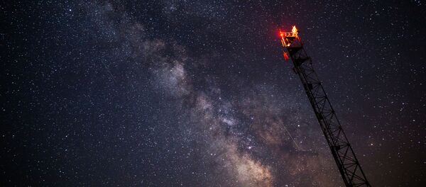 آسمان پرستاره در منطقه کراسنادار در طول دوش Perseid شهاب سنگ مشاهده آسمان پرستاره در منطقه کراسنادار در طول دوش Perseid شهاب سنگ مشاهده - اسپوتنیک افغانستان