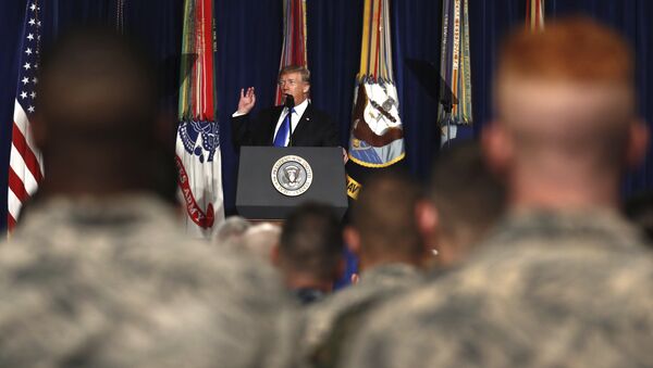 ترامپ با اعلام راهبرد جدید برای افغانستان، پاکستان را هشدار داد - اسپوتنیک افغانستان  