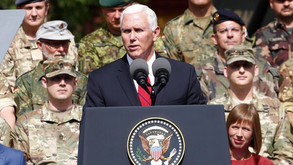 مایک پنس: امریکا باید مانع هراس افگنان شود - اسپوتنیک افغانستان  