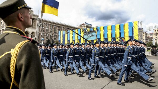 رژه در اوکراین، کاخ کرملین را به لرزه خواهد انداخت - اسپوتنیک افغانستان  