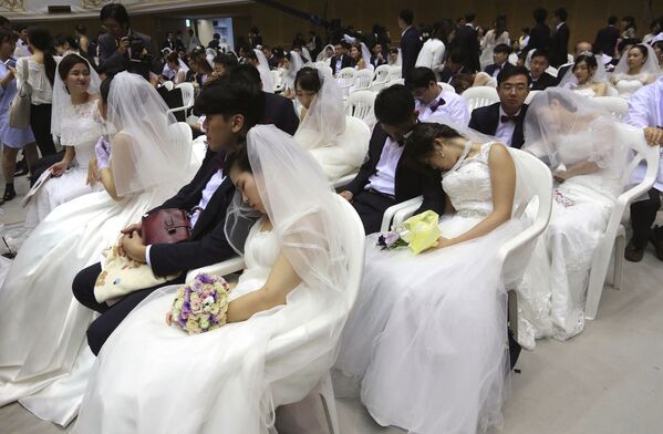 عروسی دسته جمعی در کوریای جنوبی - اسپوتنیک افغانستان  