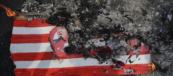 تظاهرات ضد امریکایی باشندگان قرهباغ به دلیل اهانت به اسلام تظاهرات ضد امریکایی باشندگان قرهباغ به دلیل اهانت به اسلام - اسپوتنیک افغانستان