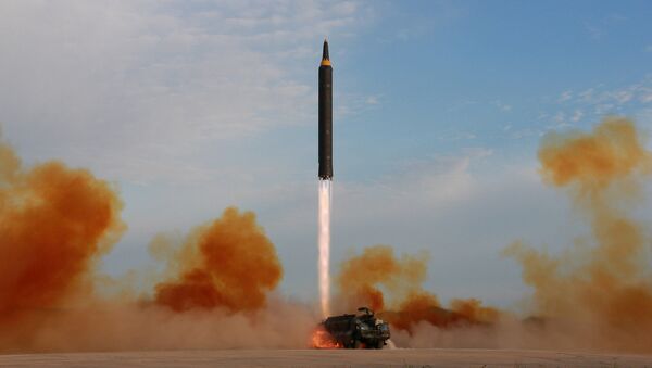 Запуск баллистической ракеты Hwasong-12 в КНДР - اسپوتنیک افغانستان  