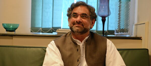 خاقان عباسی خواستار بهبود روابط با افغانستان شد خاقان عباسی خواستار بهبود روابط با افغانستان شد - اسپوتنیک افغانستان