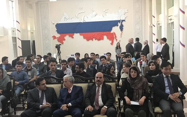 محفل استقبال از اعزام محصلین افغان به روسیه در سفارت فدراسیون روسیه در کابل برگزار شد - اسپوتنیک افغانستان  