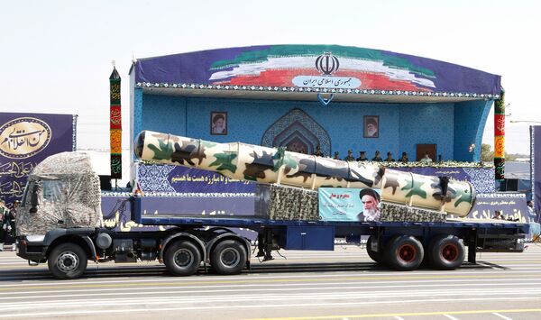 راکت روسی «اس ۳۰۰» در مراسم رسم گذشت نظامی نیروهای مسلح ایران - اسپوتنیک افغانستان  