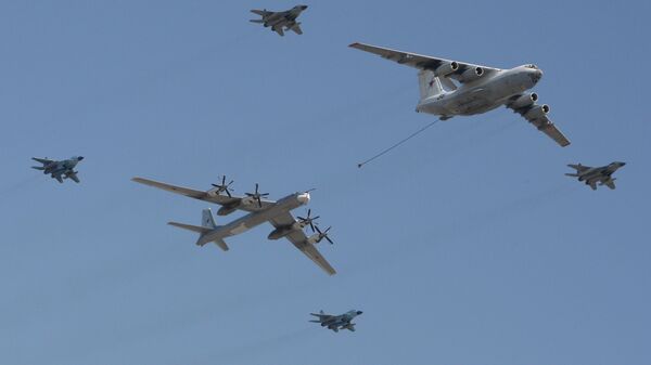 پرواز بمب‌افکن‌های استراتژیک روسیه + ویدیو - اسپوتنیک افغانستان  