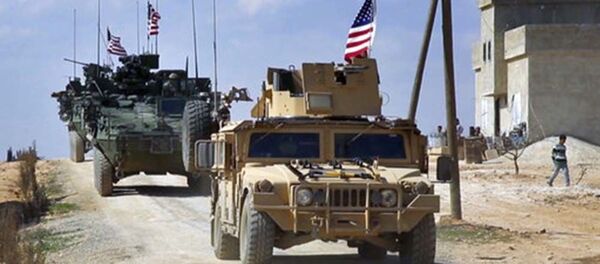 مردم سوریه موتر نظامیان امریکا را با سنگ پذیرایی کردند مردم سوریه موتر نظامیان امریکا را با سنگ پذیرایی کردند - اسپوتنیک افغانستان