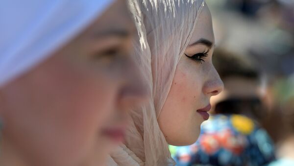 ظاهرشدن نخستین دختر با حجاب در اکادمی نظامی ترکیه+عکس - اسپوتنیک افغانستان  