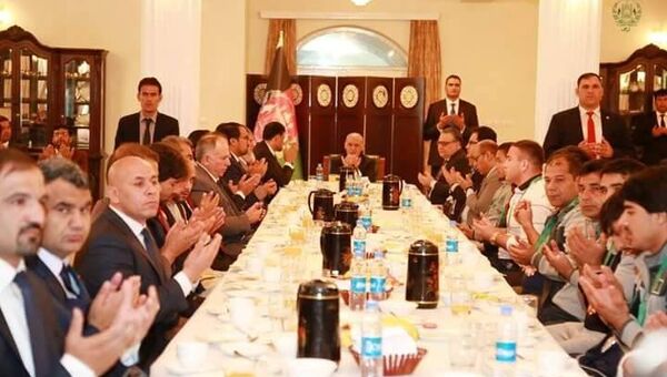 رئیس جمهور افغانستان از مدال آوران مسابقات سالنی ترکمنستان امروز تقدیر به عمل آورد - اسپوتنیک افغانستان  