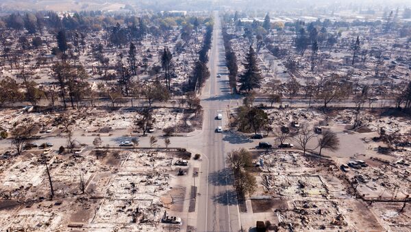Вид города Санта-Роза после сильного пожара, США - اسپوتنیک افغانستان  