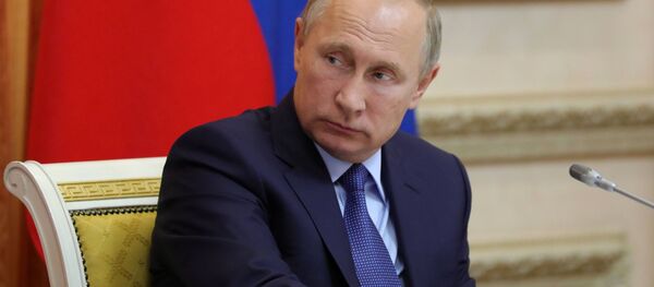 پوتین قانون «رسانه‌های خارجی» را امضا کرد - اسپوتنیک افغانستان  