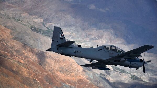 وزارت دفاع گزارش‌ها مبنی بر تلفات غیرنظامیان در حمله هوایی کندهار را بررسی می‌کند - اسپوتنیک افغانستان  