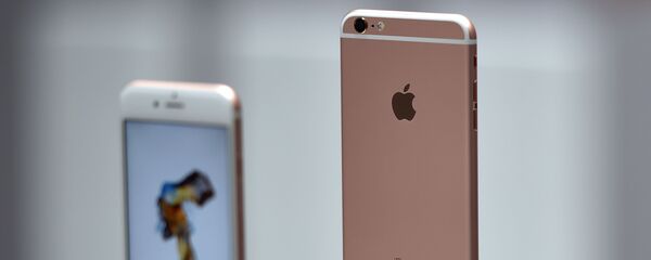 اپل، دلیل کاهش سرعت آیفون را توضیح داد اپل، دلیل کاهش سرعت آیفون را توضیح داد - اسپوتنیک افغانستان