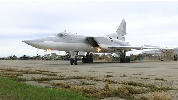 معرفی بمب افکن جدید Tu-22M3M  در قازان - اسپوتنیک افغانستان  