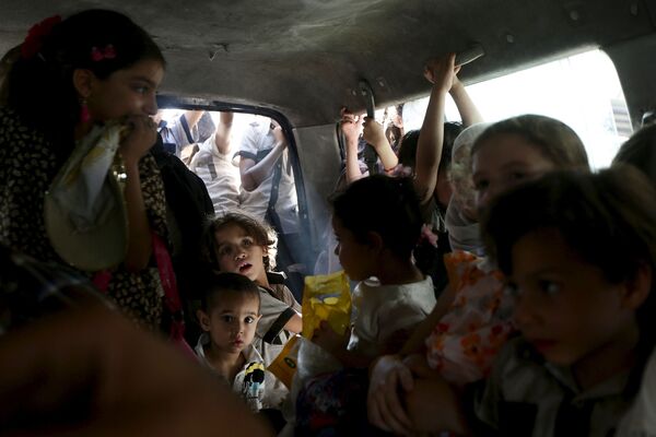 کودکان حومه دمشق که تحت اشغال تروریستها قرار دارد - اسپوتنیک افغانستان  