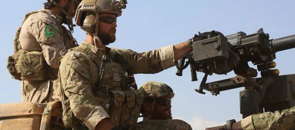 US Troops Wearing YPG Kurdish Patches in Northern Syria US Troops Wearing YPG Kurdish Patches in Northern Syria - اسپوتنیک افغانستان