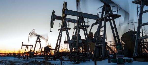 Нефтедобывающие вышки Нефтедобывающие вышки - اسپوتنیک افغانستان