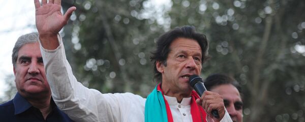 عمران خان: پیلوت بازداشتشده هندی را آزاد میکنیم عمران خان: پیلوت بازداشتشده هندی را آزاد میکنیم - اسپوتنیک افغانستان