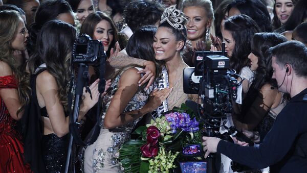 Мисс Вселенная-2017 представительница ЮАР Деми-Лей Нель-Петерес - اسپوتنیک افغانستان  