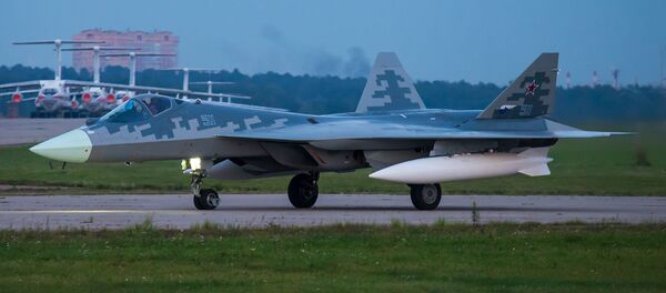 Малозаметный многоцелевой истребитель Су-57 Малозаметный многоцелевой истребитель Су-57 - اسپوتنیک افغانستان