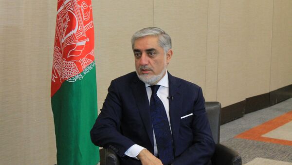 گفت‌وگوی عبدالله با سفیر امریکا - اسپوتنیک افغانستان  