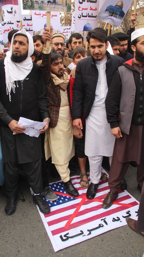 تظاهرات علیه تصمیم رئیس جمهور آمریکا درباره اورشلیم در کابل - اسپوتنیک افغانستان  