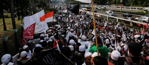 تظاهرات علیه تبعیض در اندونیزیا، ۲۰ کشته و ۶۵ زخمی برجا گذاشت تظاهرات علیه تبعیض در اندونیزیا، ۲۰ کشته و ۶۵ زخمی برجا گذاشت - اسپوتنیک افغانستان