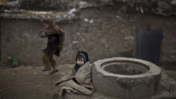 صد ها هزار افغان به دلیل خشونت در حال فراراز پاکستان - اسپوتنیک افغانستان  