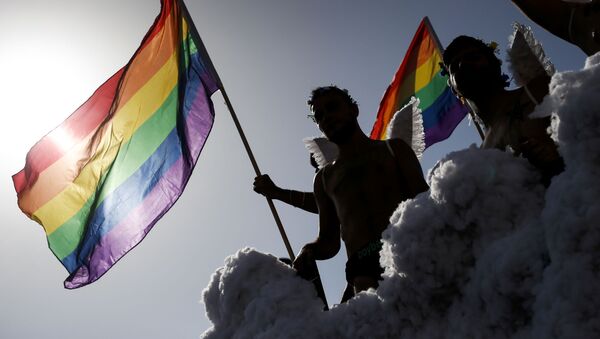 پرچم حمایت از همجنسگرایان برفراز سفارت امریکا در بیت‌المقدس - اسپوتنیک افغانستان  