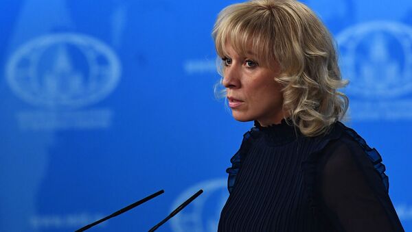 Официальный представитель министерства иностранных дел России Мария Захарова во время брифинга в Москве - اسپوتنیک افغانستان  
