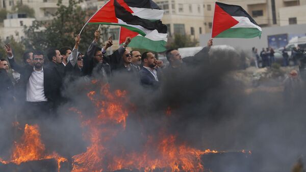شرط اسرائیل برای از سرگیری ارسال مواد سوخت به غزه - اسپوتنیک افغانستان  