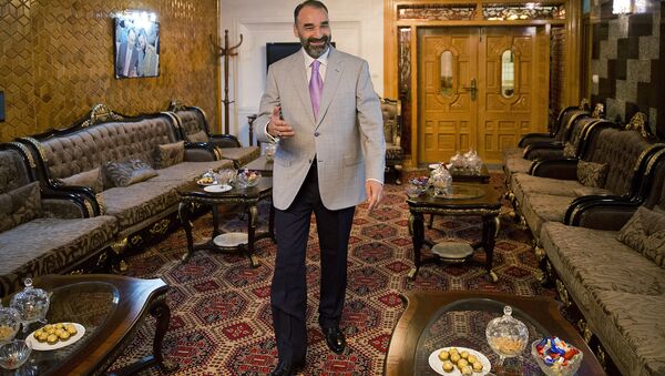 Atta Mohammad Noor, governor of the Balkh province, arrives for an interview with The Associated Press at his home in Kabul, Afghanistan, Monday, Aug. 3, 2015. - اسپوتنیک افغانستان  