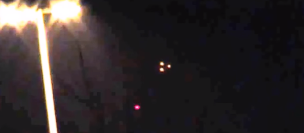 مشاهد پدیده نورانی و عجیب در آسمان استانبول+ویدیو مشاهد پدیده نورانی و عجیب در آسمان استانبول+ویدیو - اسپوتنیک افغانستان